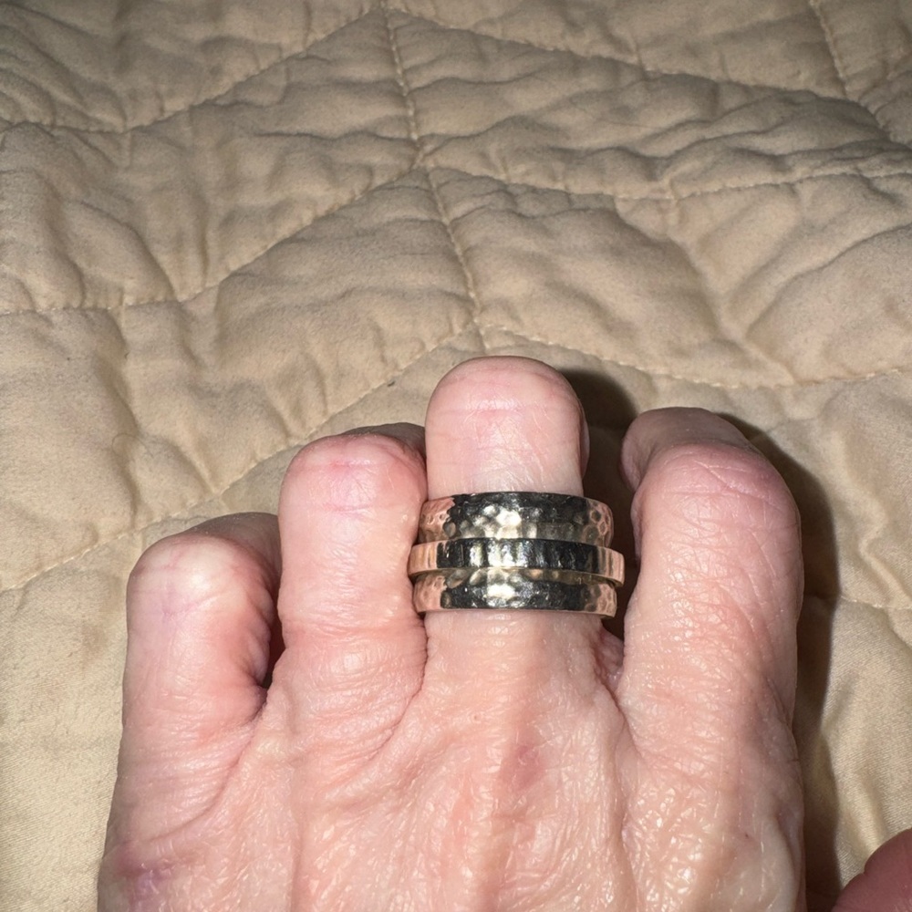 Silpada Two-Tone Hammered Band Ring - Silver & Gold